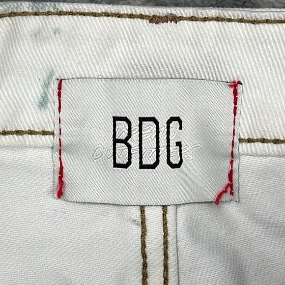 BDG High Rise Mom Jeans Ivory White Contrast Tan Stitch Urban Outfitters Sz 26 - Picture 11 of 14